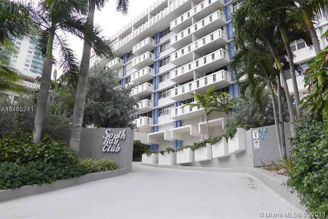800 West Ave - Photo 1