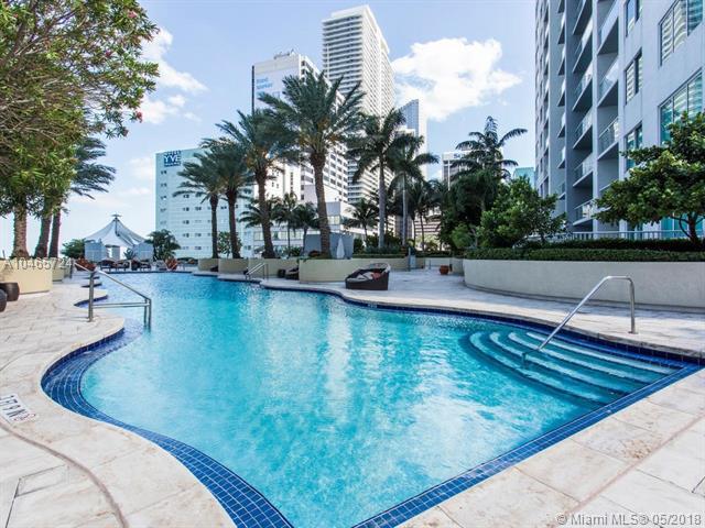 244 Biscayne Blvd - Photo 1