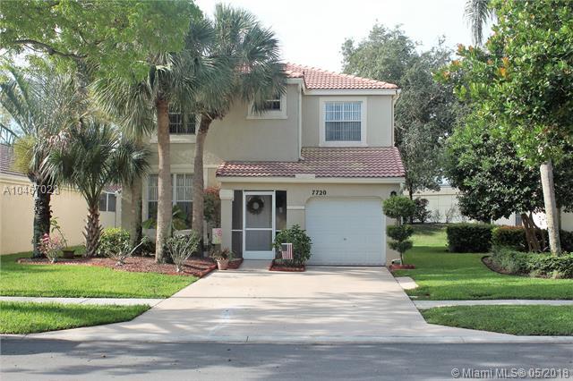 7720 Rockport Cir - Photo 1