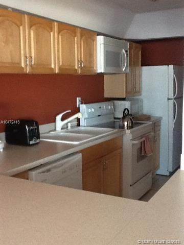 100 Lincoln Rd - Photo 1