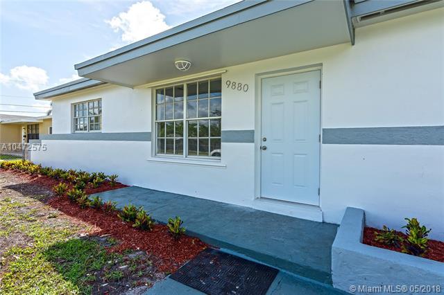 9880 Bahama Dr - Photo 1
