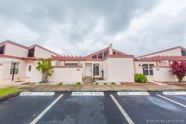 8461 31st Pl - Photo 1