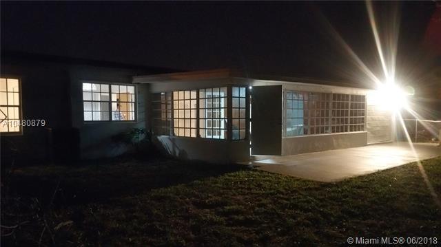 17731 28th Ct - Photo 1