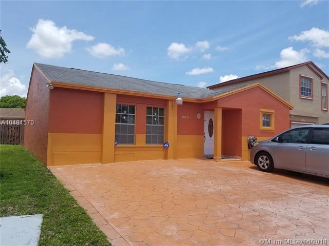 18928 63rd Ct Cir - Photo 1