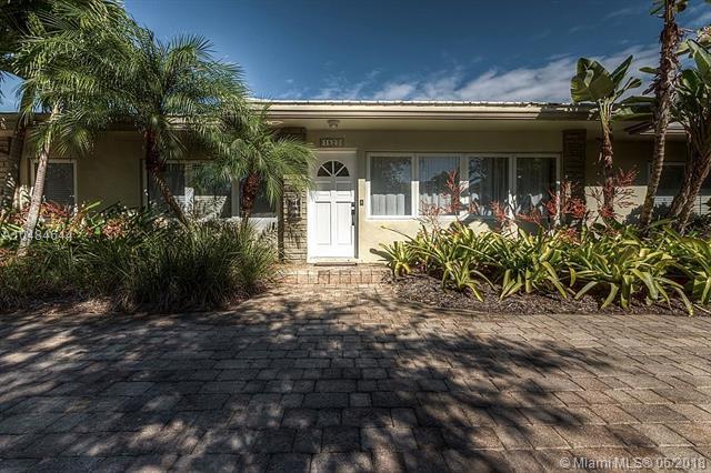 1523 Blue Rd - Photo 1
