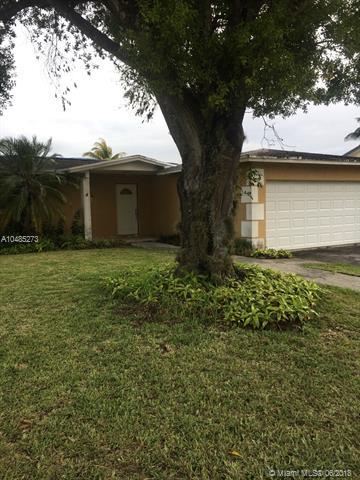 13340 82nd St - Photo 1