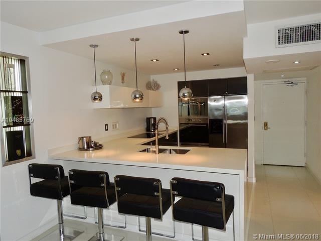 2301 Collins Ave - Photo 1