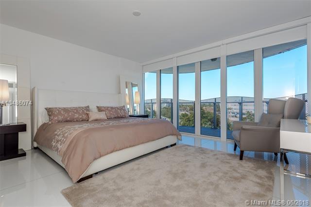 2155 Washington Ct - Photo 1