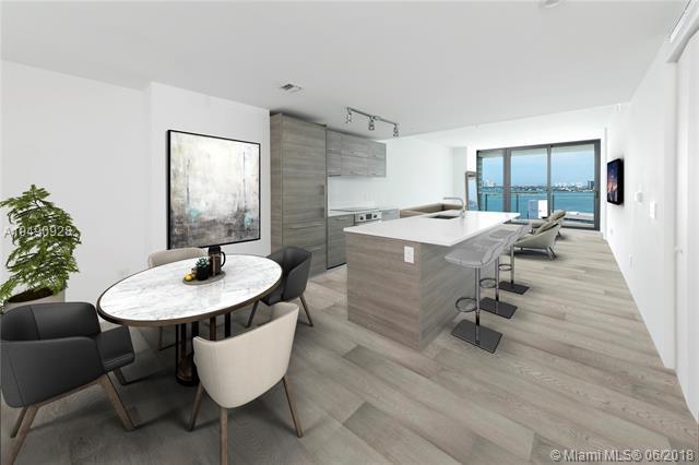 650 32 St - Photo 1
