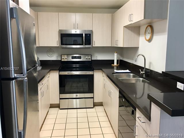 185 14th Ter - Photo 1