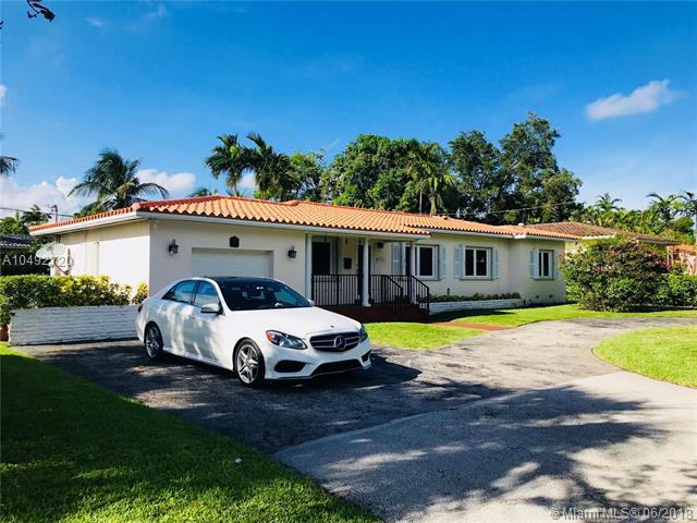 521 Alminar Ave - Photo 1