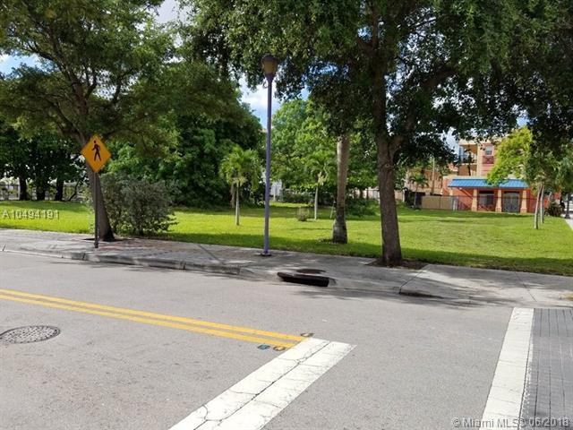 266 9th St - Photo 1