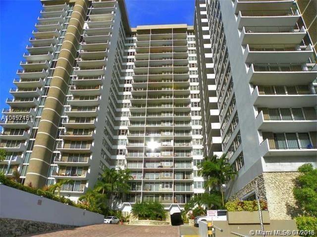 2030 Ocean Dr - Photo 1