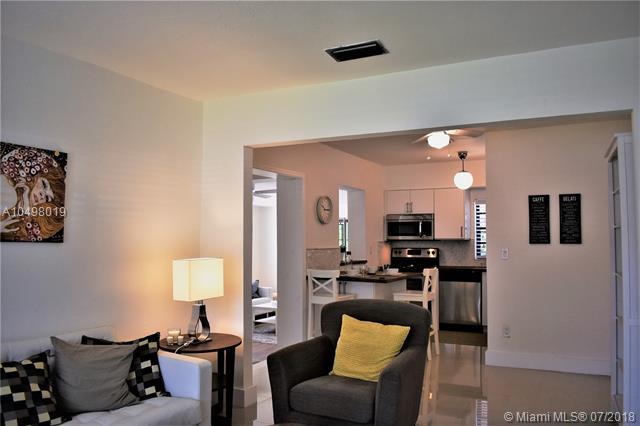 2465 24 TERRACE - Photo 1