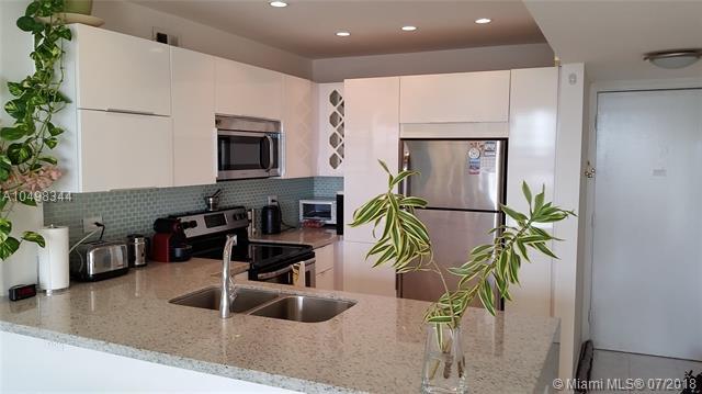 1020 Meridian Ave - Photo 1