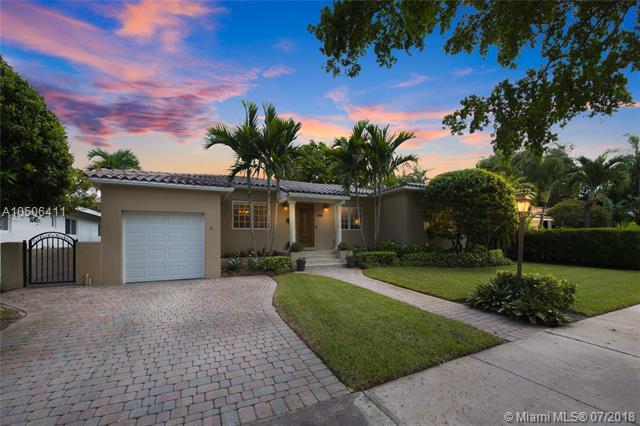 821 Malaga Ave - Photo 1