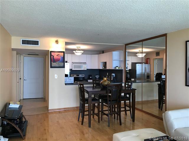 100 Bayview Dr - Photo 1