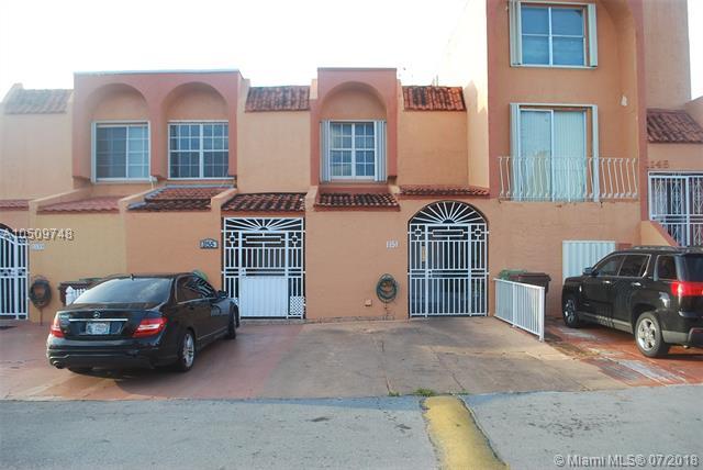 1151 40th St - Photo 1