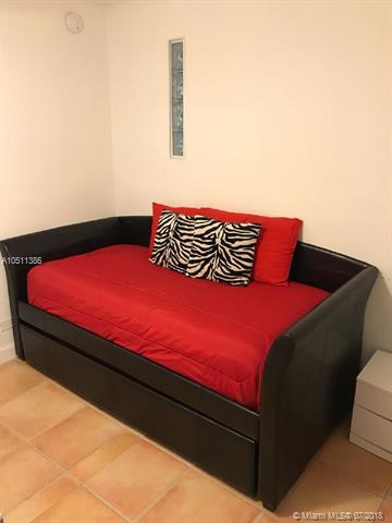 5601 Collins Ave - Photo 1