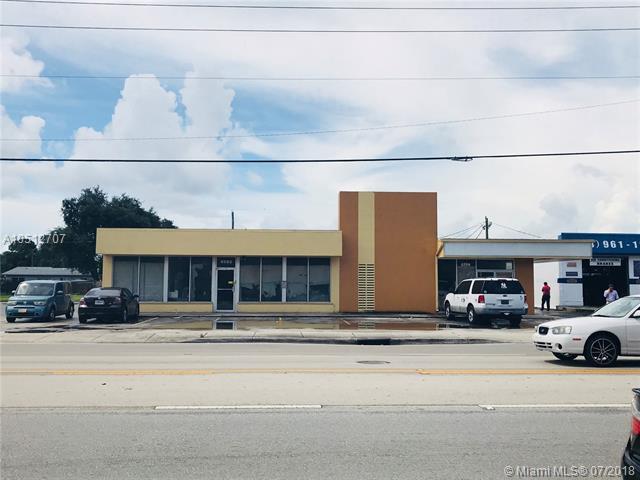 6592 Taft St - Photo 1