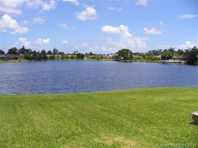 4830 73rd Ave - Photo 1