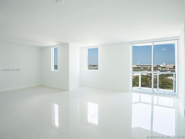 244 Biscayne Blvd - Photo 1