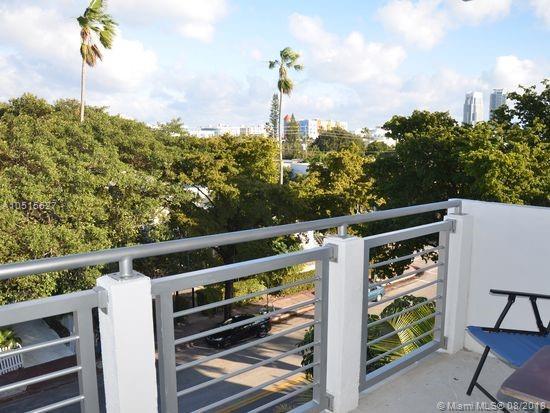 716 Michigan Ave - Photo 1