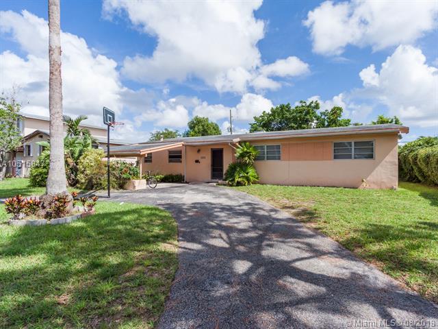 1125 176th St - Photo 1