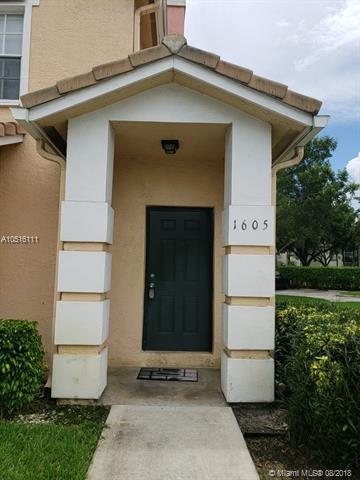 1605 Belmont Ln - Photo 1