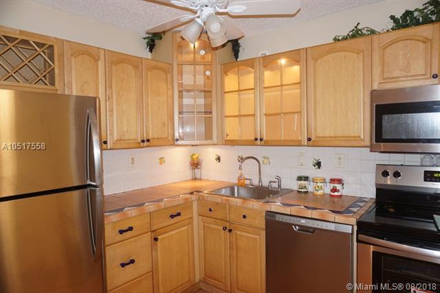 801 199th St - Photo 1