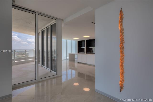 2020 Bayshore Dr - Photo 1