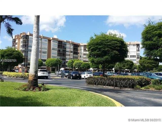 1400 Saint Charles Pl - Photo 1