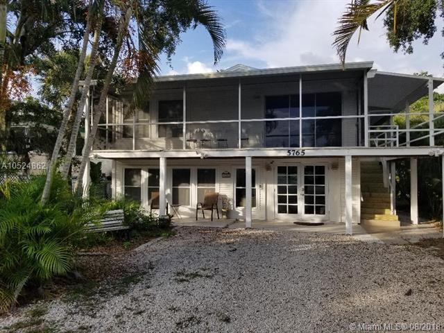 5765 Lauder Street - Photo 1