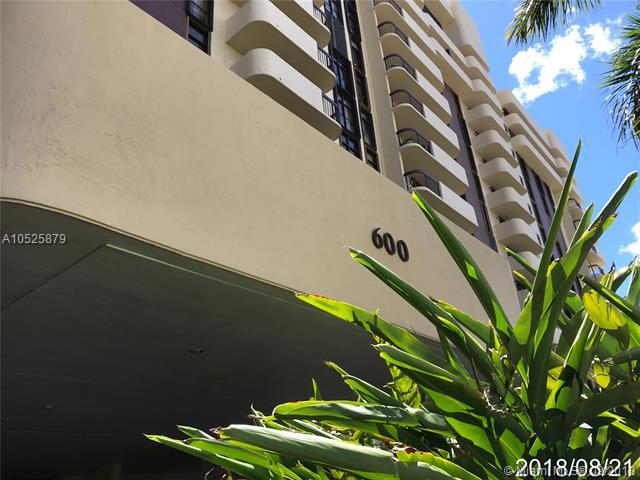 600 Biltmore Way - Photo 1