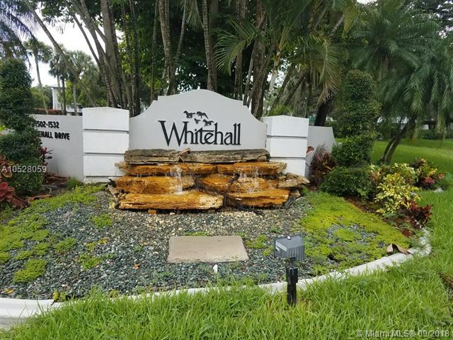1516 Whitehall Dr - Photo 1