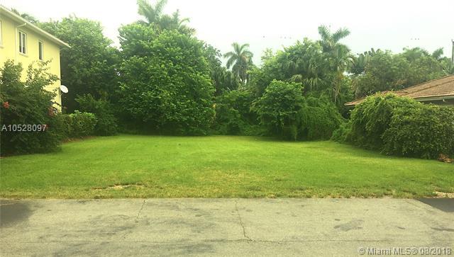 7631 Miami View Dr - Photo 1