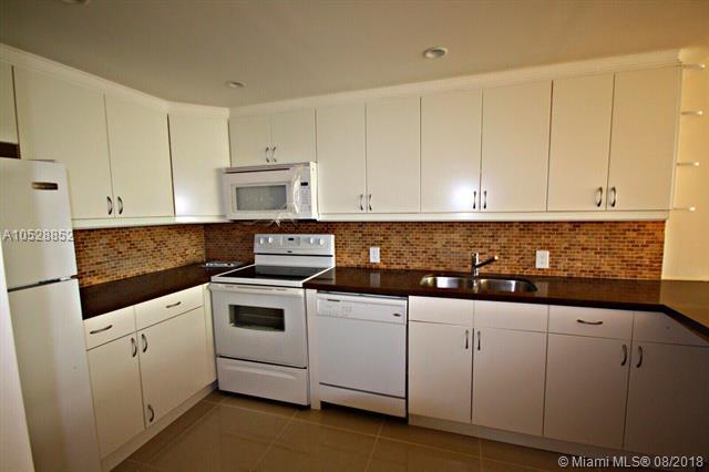 3375 Country Club Dr - Photo 1