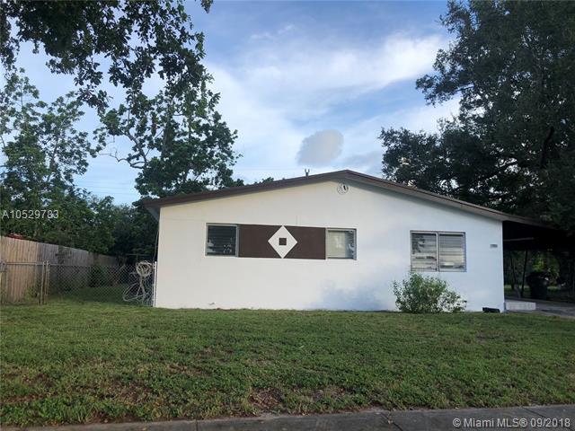 4640 35th St - Photo 1