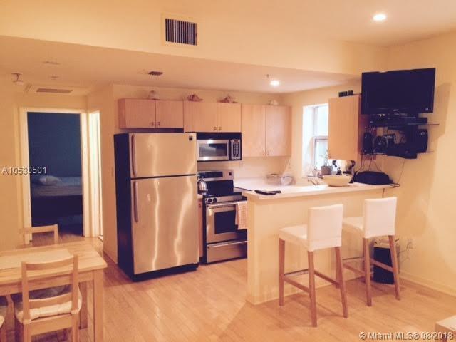 1542 Drexel Ave - Photo 1