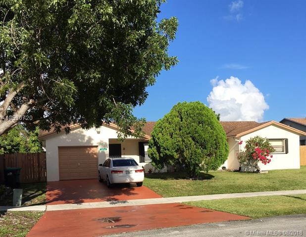 16340 113 Ave - Photo 1