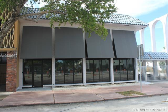 2475 Hollywood Blvd - Photo 1