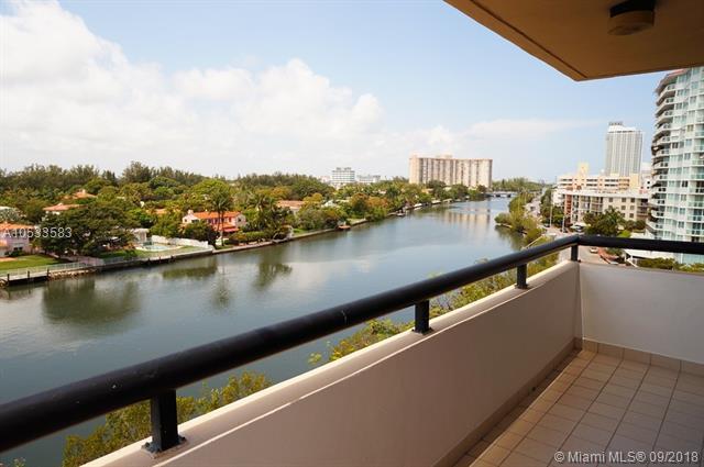 3200 Collins Ave - Photo 1