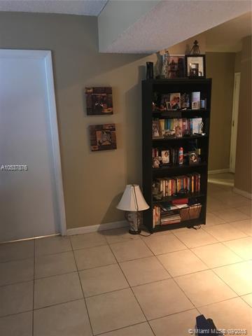 4156 Inverrary Dr - Photo 1