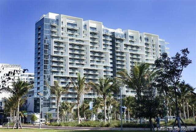 2201 Collins Ave - Photo 1