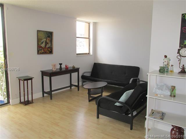 920 169th St - Photo 1