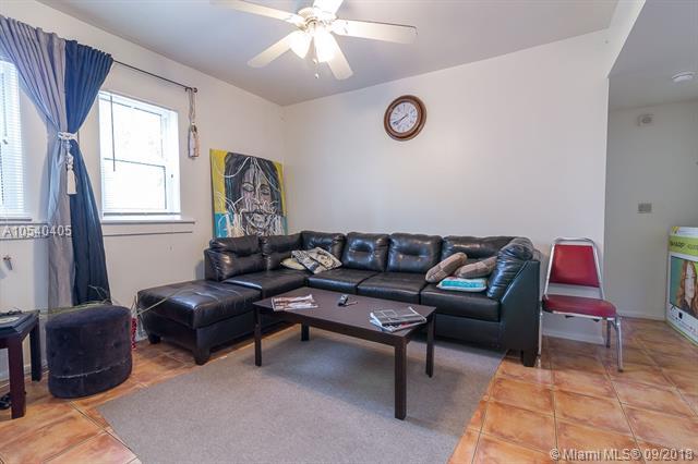 536 14th St - Photo 1