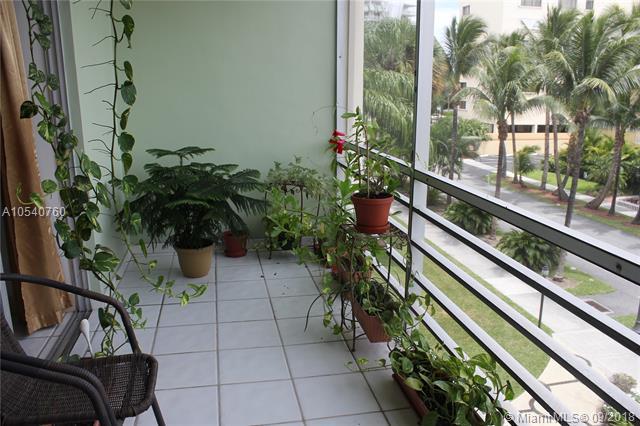 301 Sunrise Dr - Photo 1