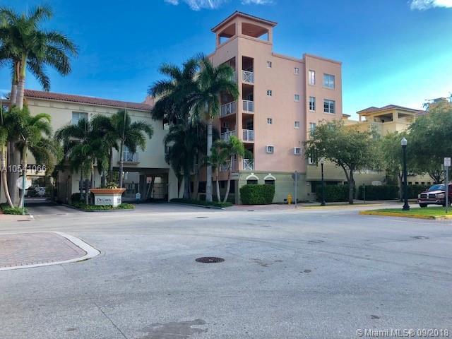 140 Meridian Ave - Photo 1