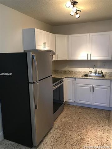 142 18th Ave - Photo 1