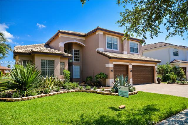 18579 50th Ct - Photo 1